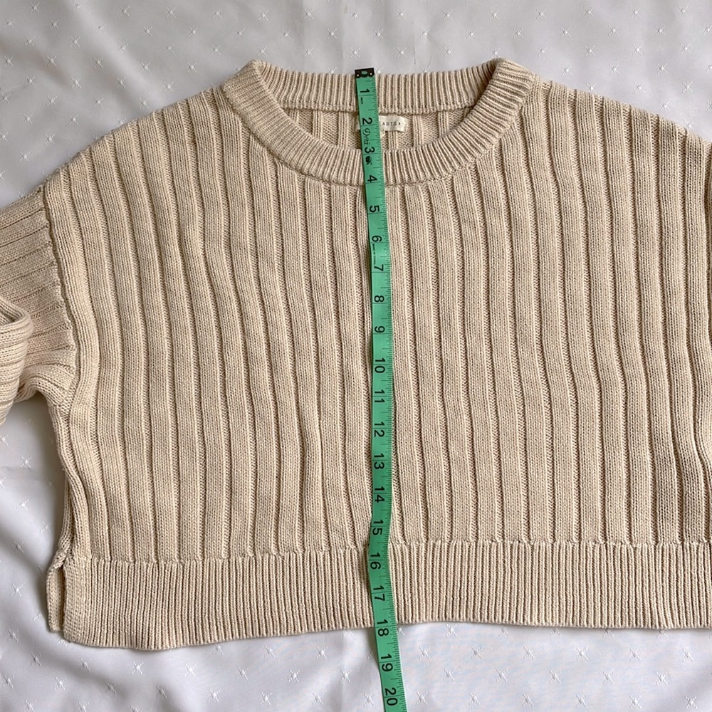 La Hearts 90s inspired Wide Ribbed Cropped Sweater - Picture 6 of 8